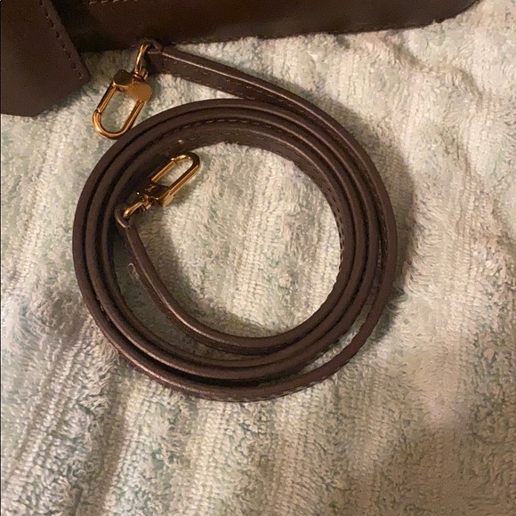 Louis Vuitton Alma bb - Picture 2 of 10